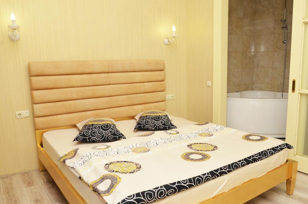 Hotel Menshikov Odessa Chambre photo
