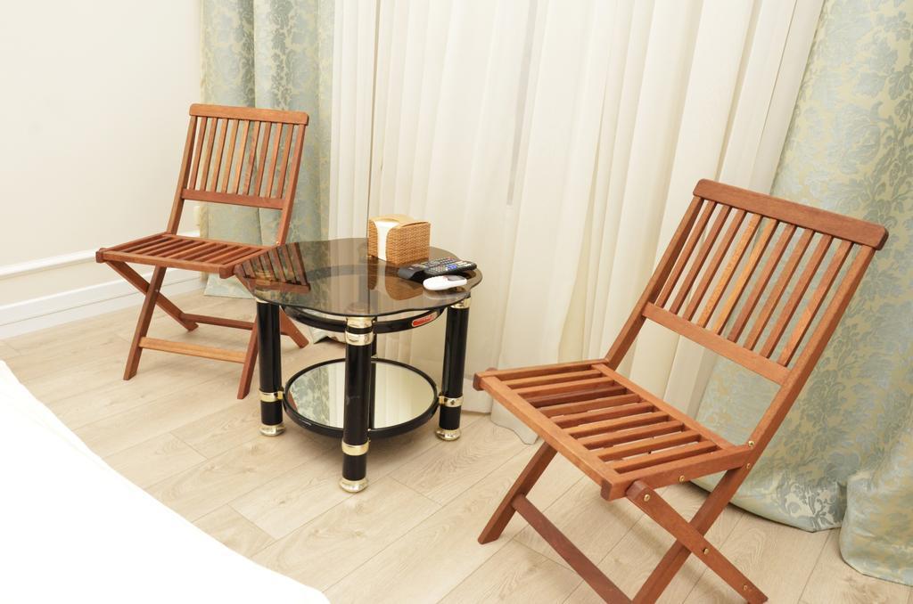Hotel Menshikov Odessa Extérieur photo