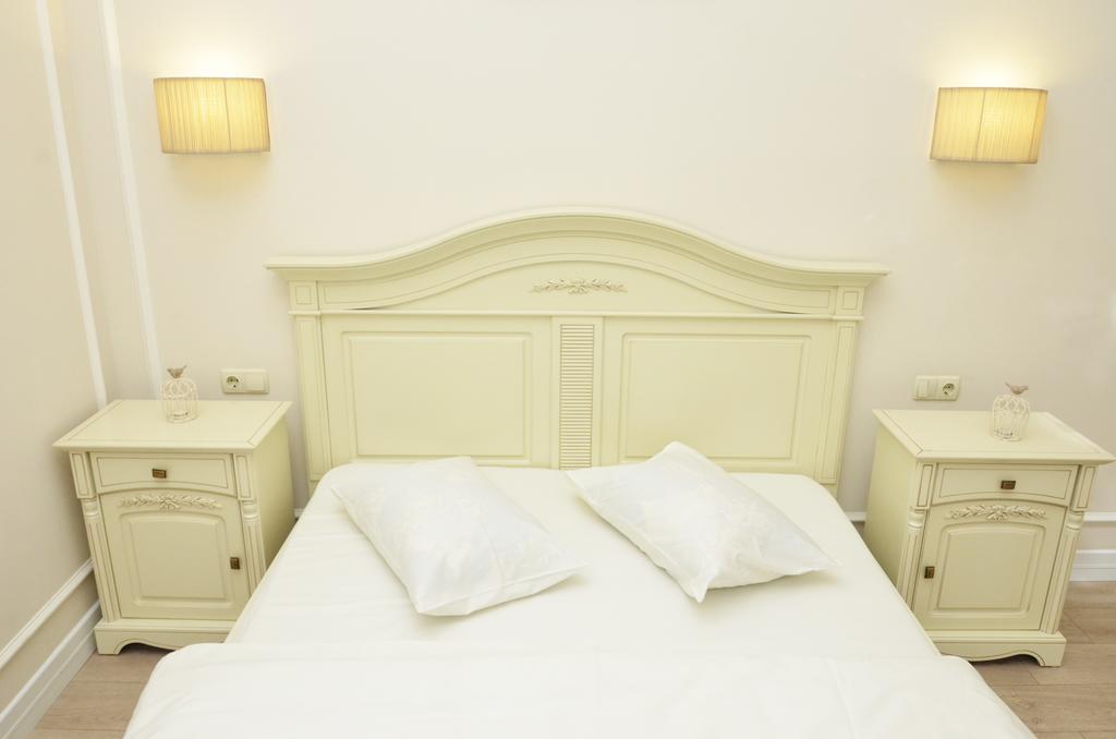 Hotel Menshikov Odessa Extérieur photo