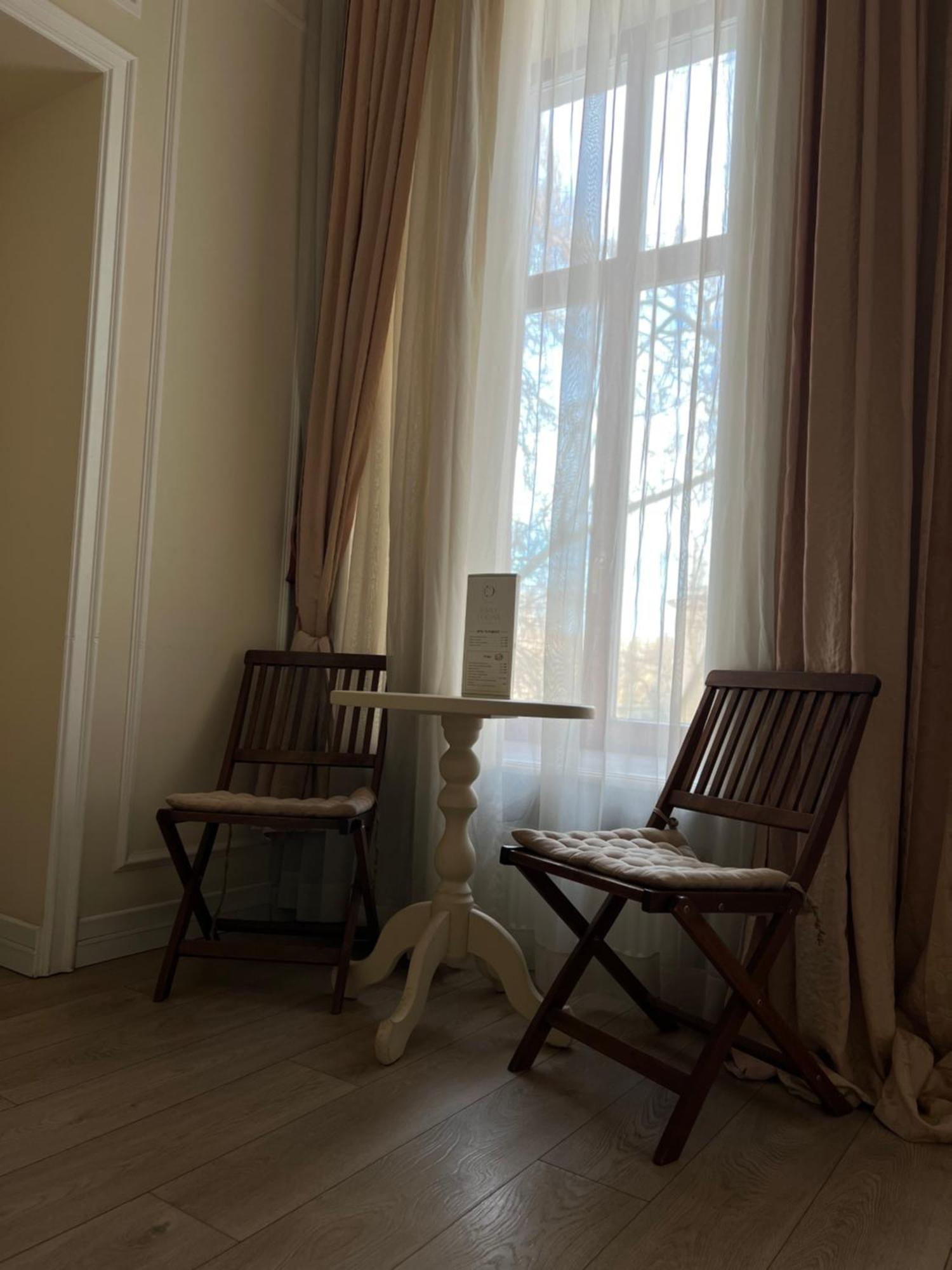 Hotel Menshikov Odessa Extérieur photo