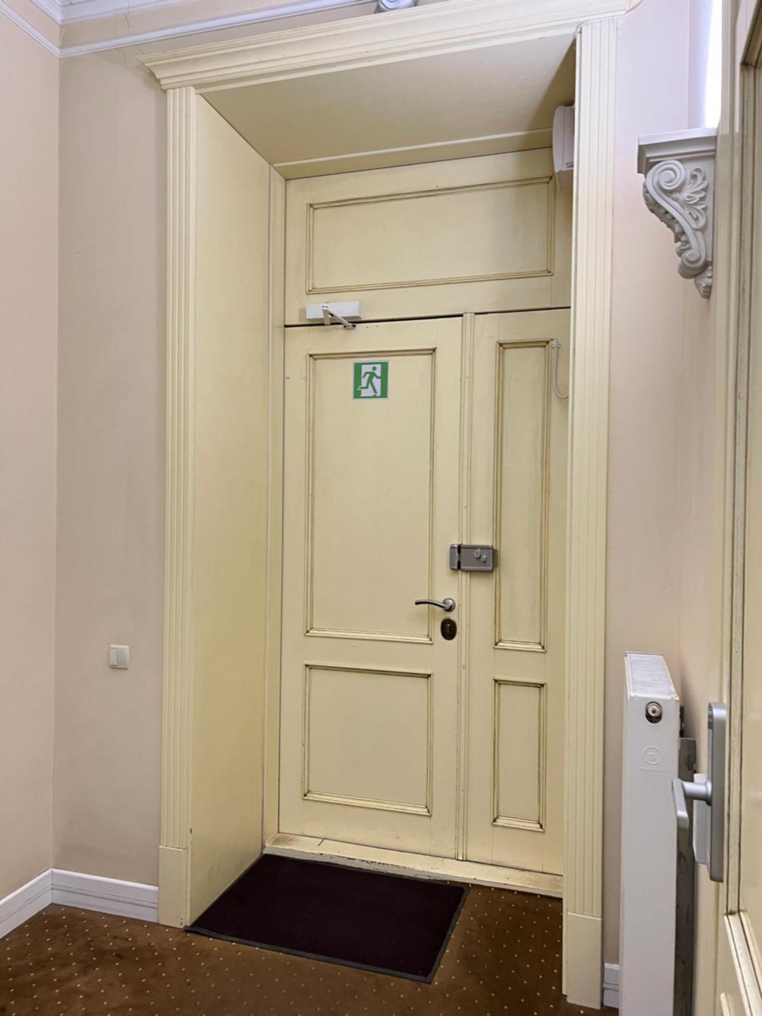 Hotel Menshikov Odessa Extérieur photo