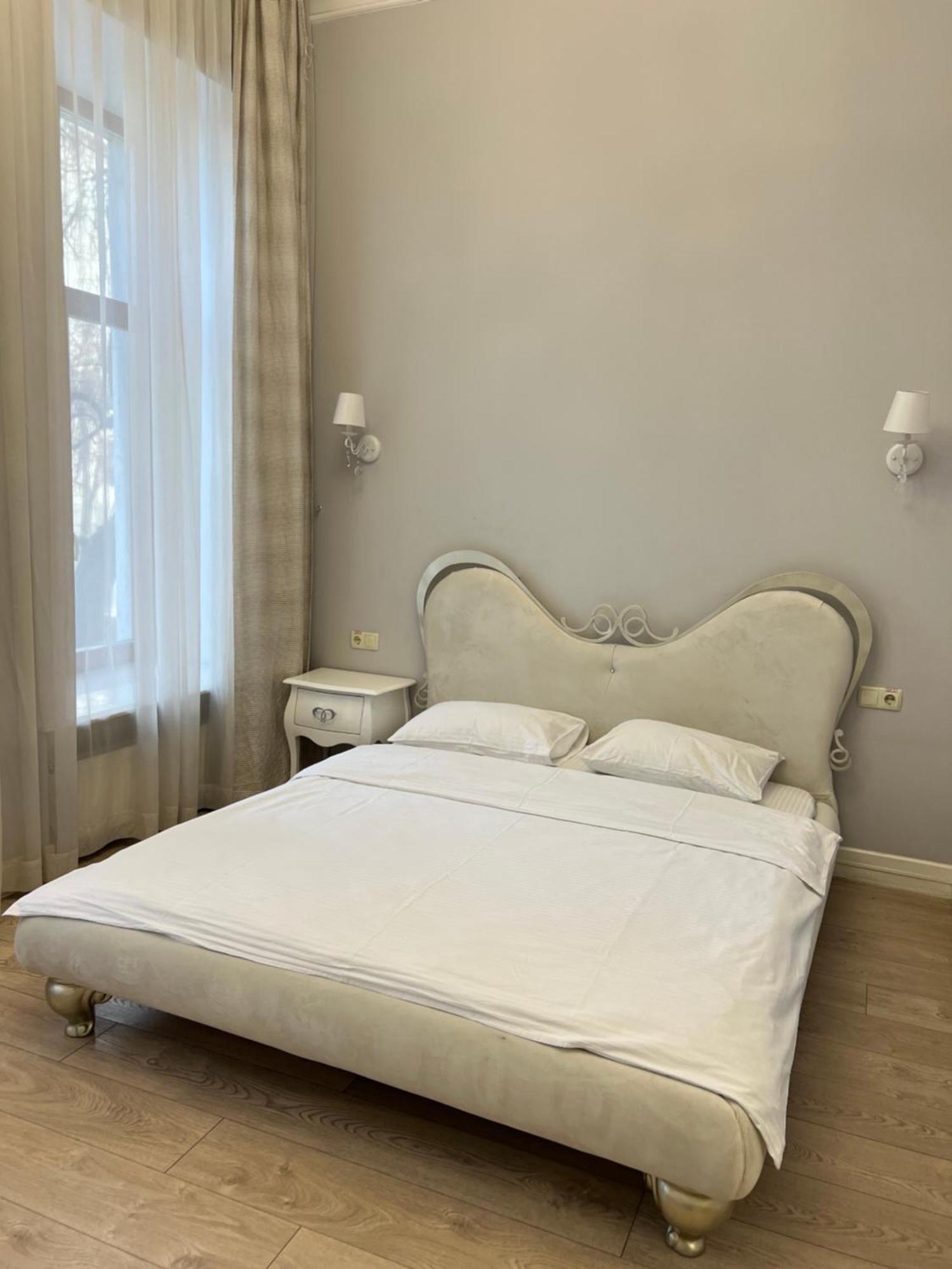 Hotel Menshikov Odessa Extérieur photo