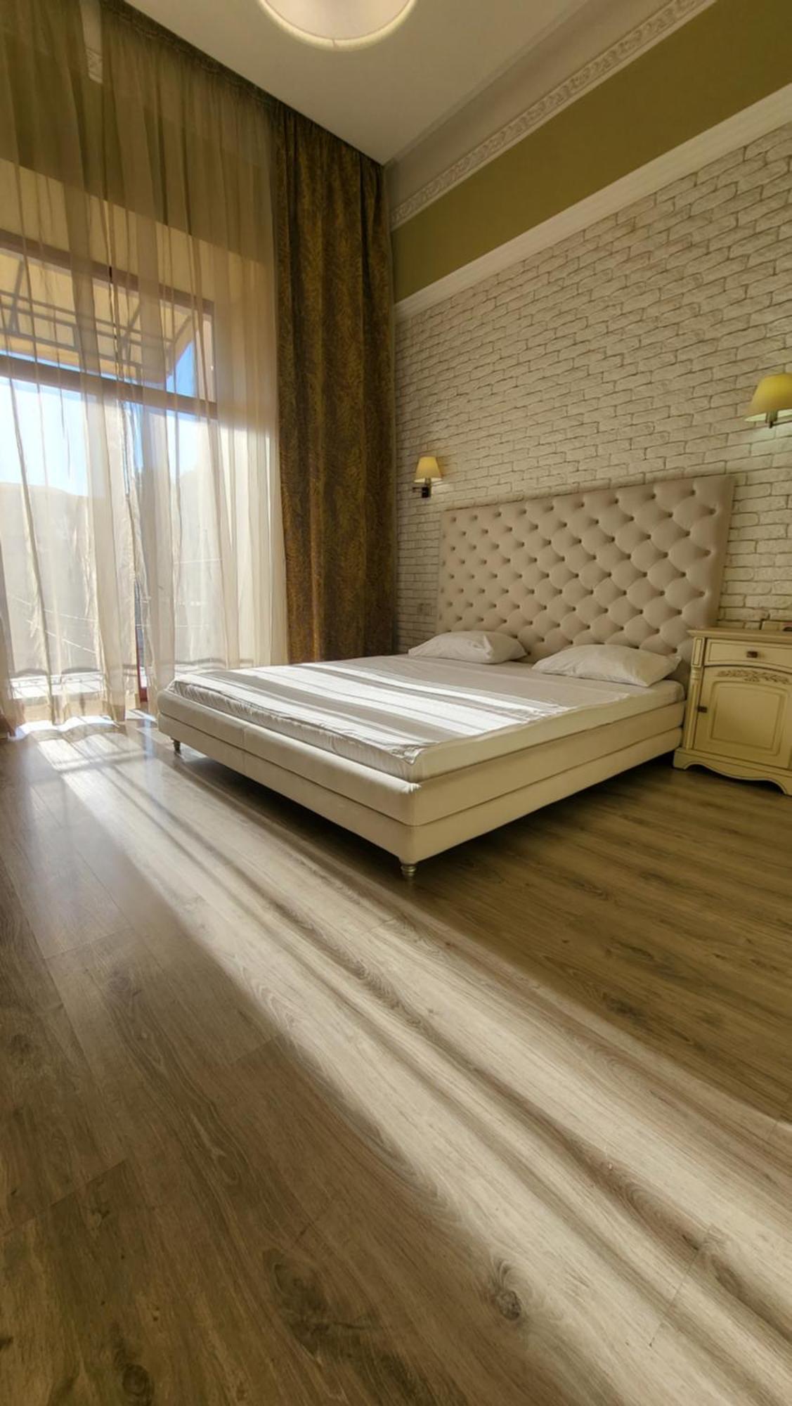 Hotel Menshikov Odessa Extérieur photo