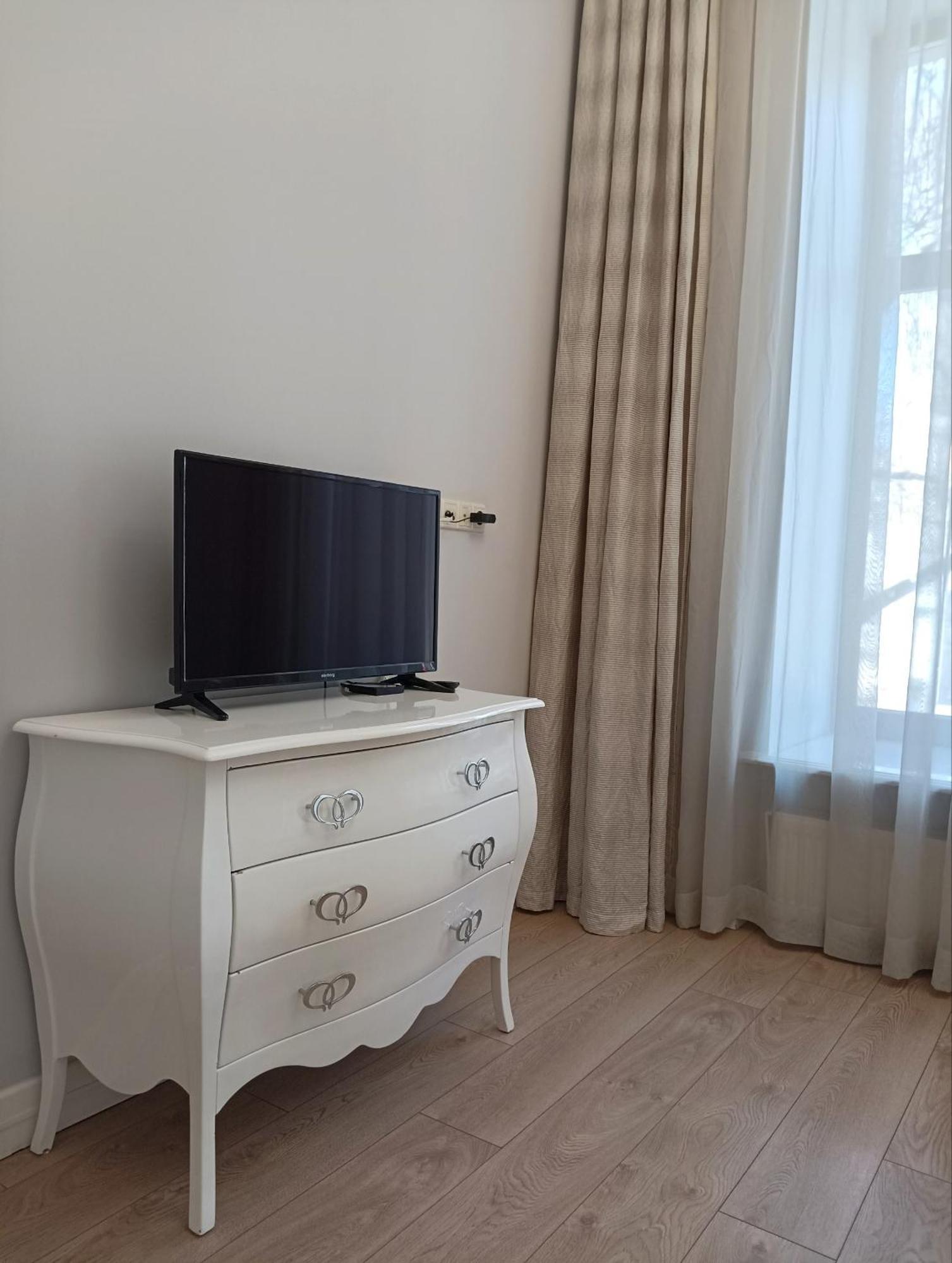 Hotel Menshikov Odessa Extérieur photo